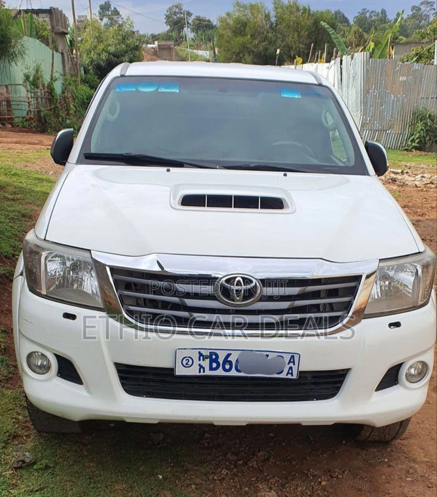 Toyota Hilux 2015 White