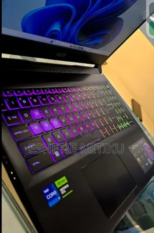 New Laptop MSI Katana 15 16GB Intel Core I7 SSD 512GB