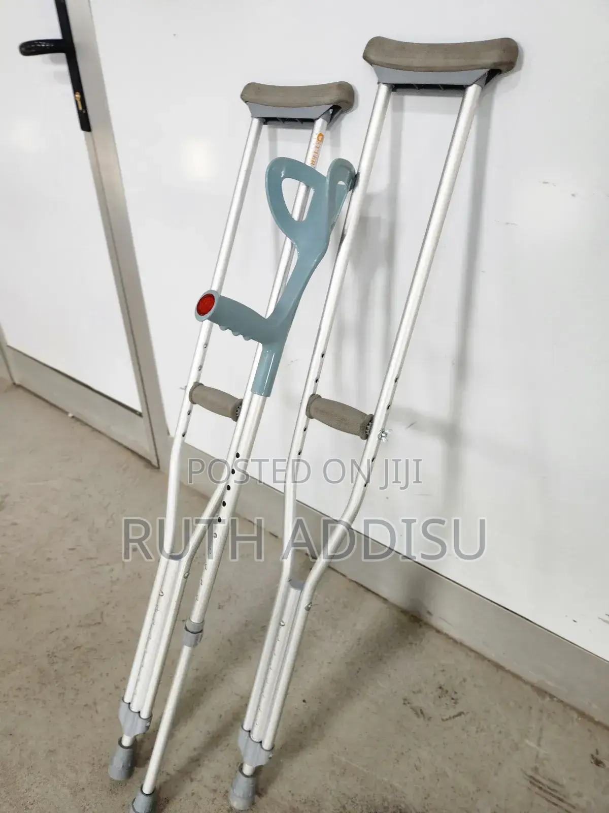 Crutches死者crutches求診crutches袸我axillary Crutches殲我crutches