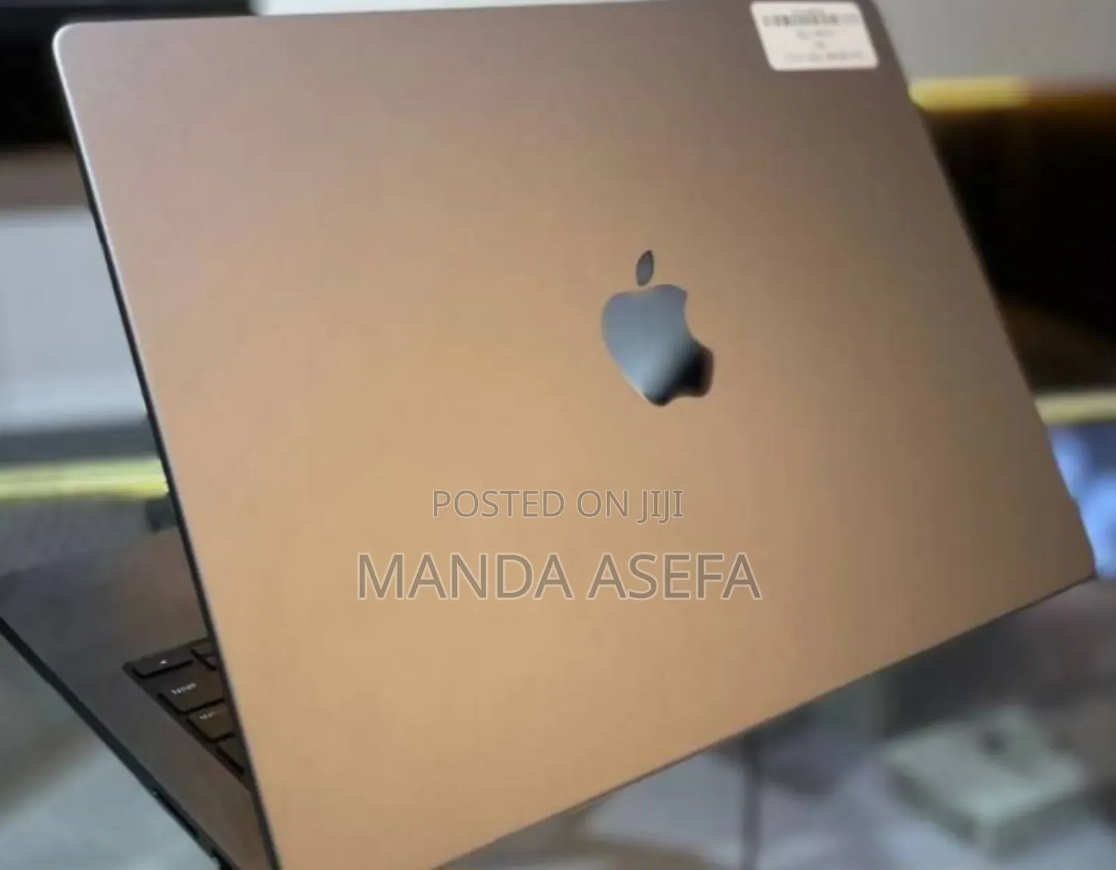 New Laptop Apple MacBook Pro M1 16GB Apple M1 Pro SSD 1T