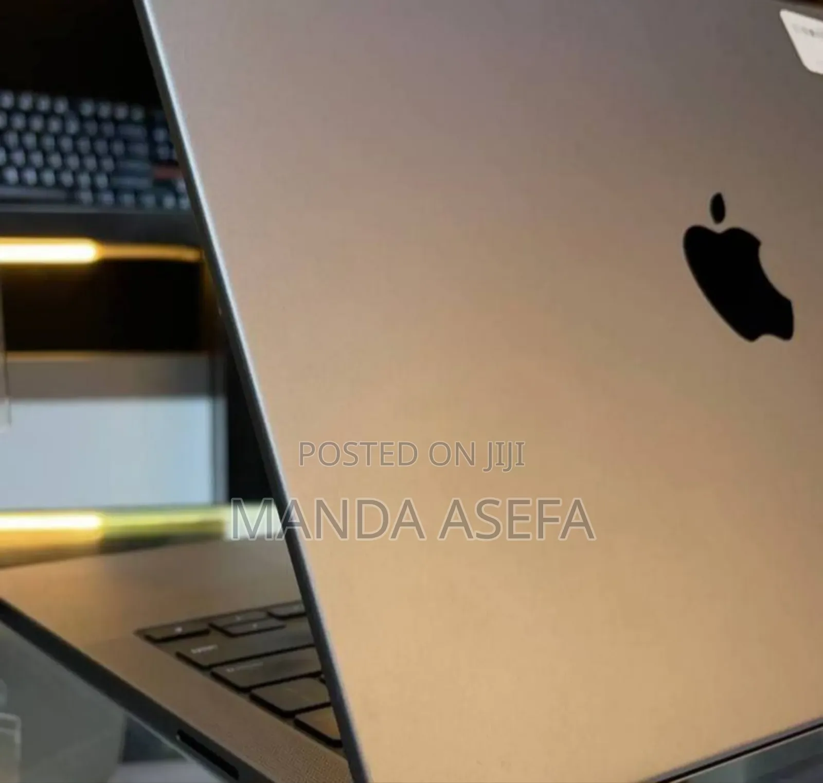 New Laptop Apple MacBook Pro M1 16GB Apple M1 Pro SSD 1T