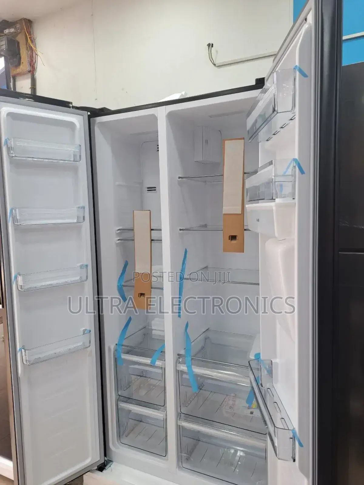 Orbit Refrigerator 640l