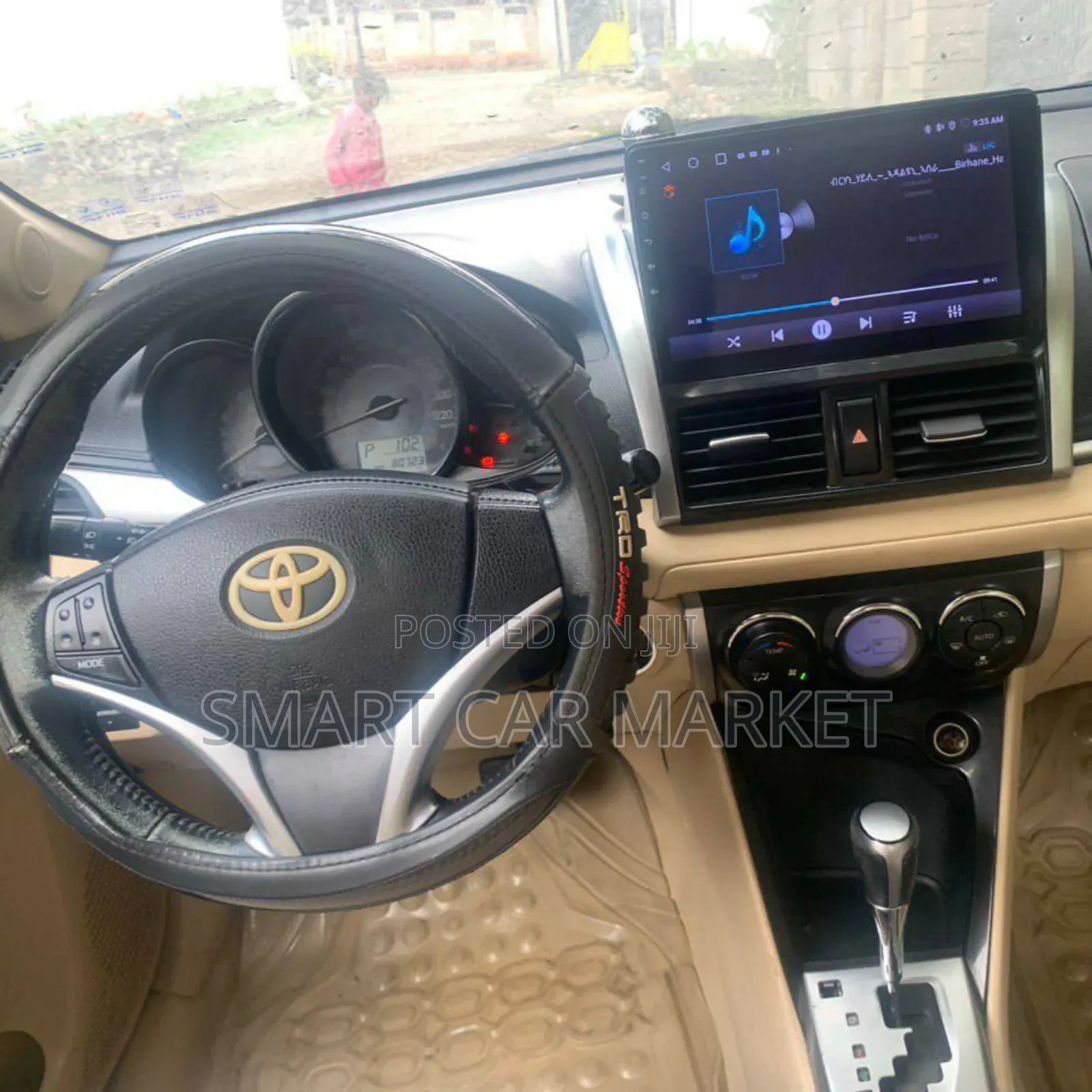 Toyota Yaris 2016 Gray