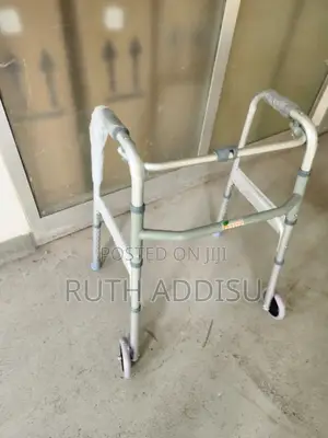 Photo - Walker鴦我brand New Foldable Walker恢恢medical Walking Aid New