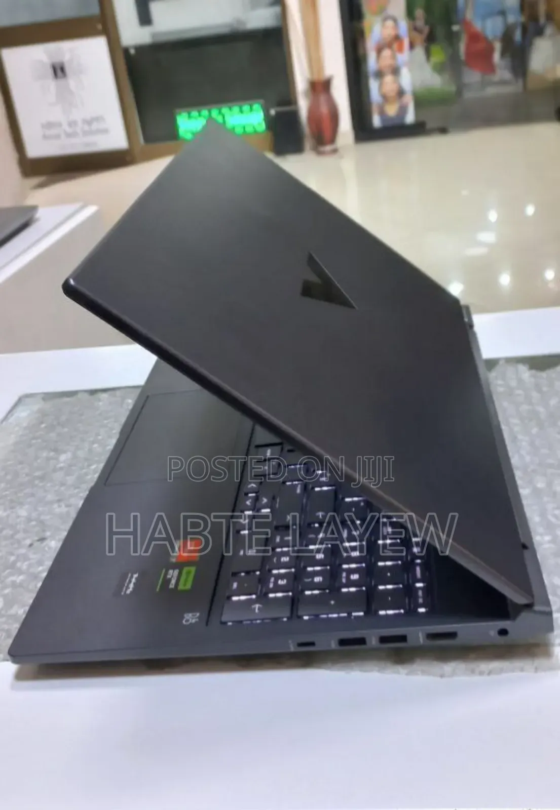 New Laptop HP Victus 15 16GB AMD Ryzen 7 SSD 1T