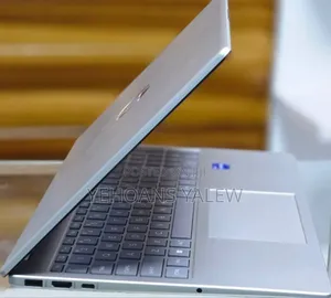 New Laptop HP Stream Notebook 16GB Intel Core I7 SSD 1T