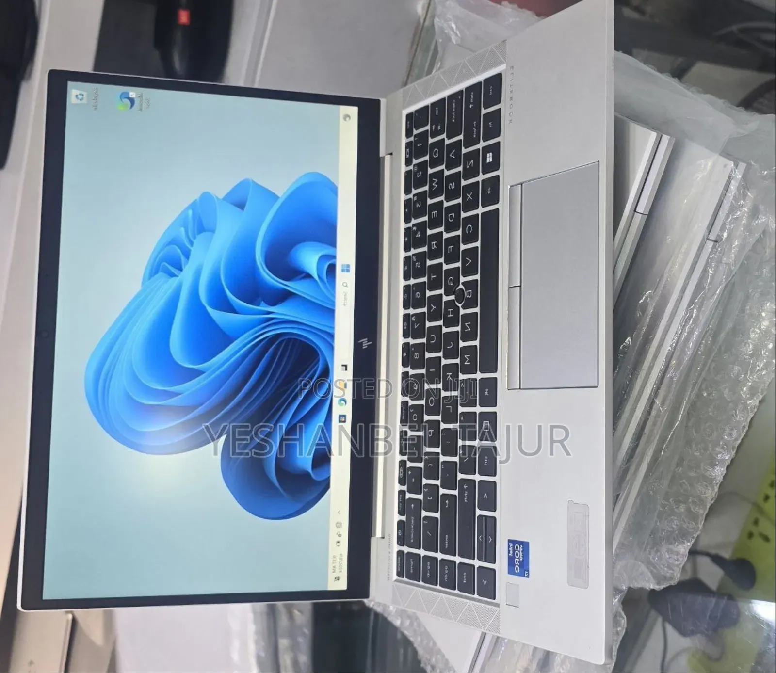 New Laptop HP EliteBook 840 G8 16GB Intel Core I7 SSD 512GB