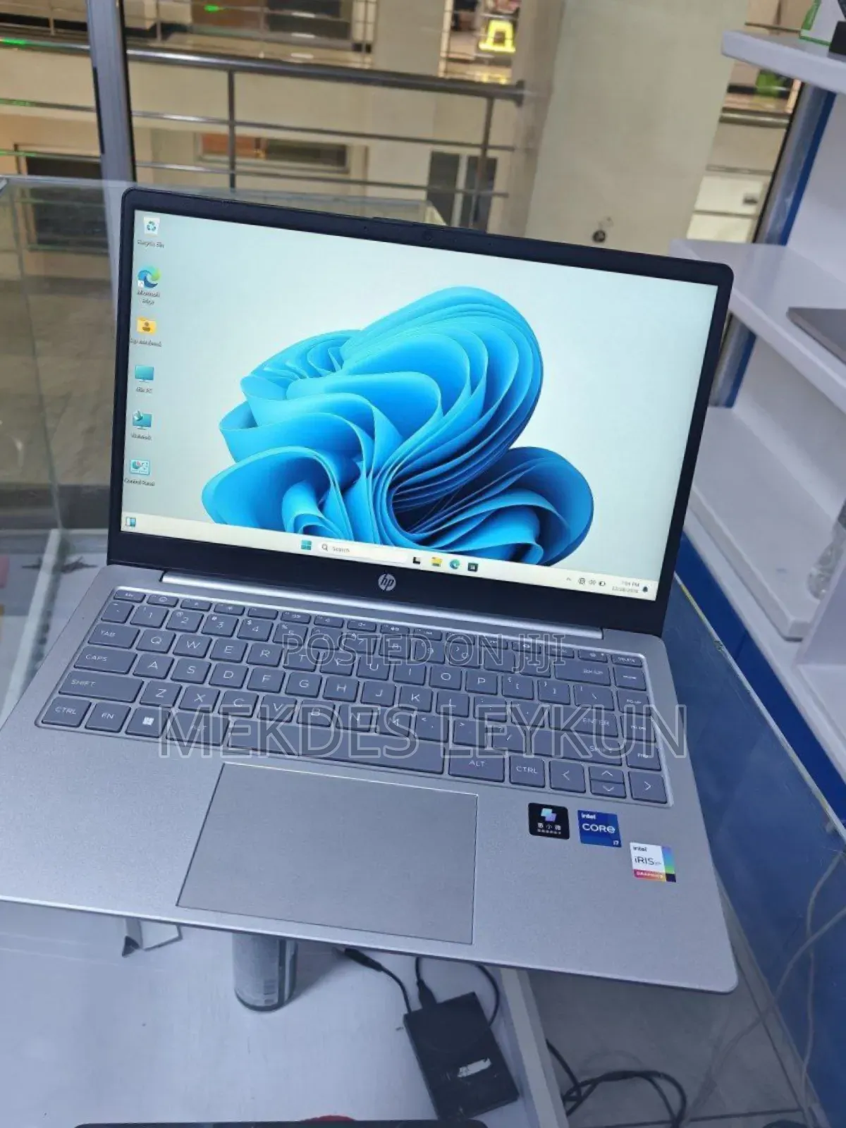 New Laptop HP Stream Notebook 16GB Intel Core I7 SSD 512GB