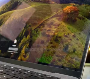 New Laptop Apple MacBook Pro 32GB Apple M1 SSD 1T