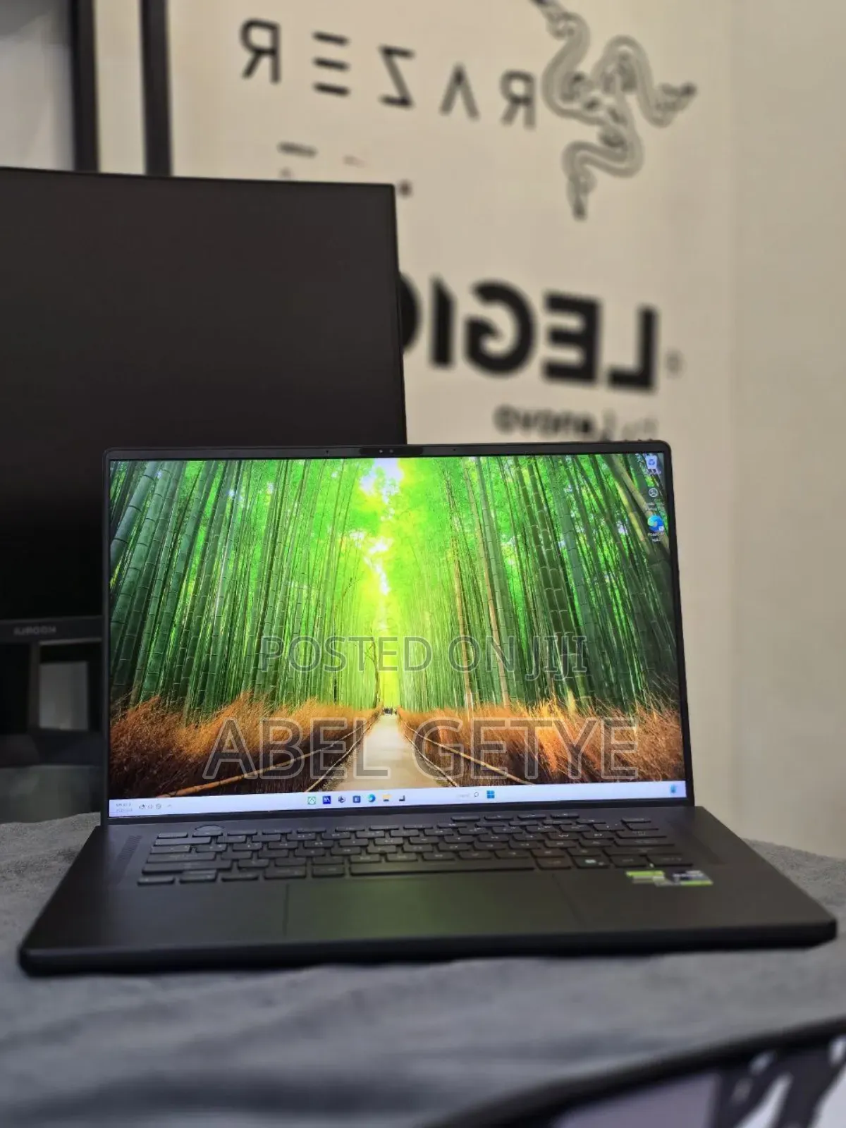 New Laptop Asus ROG Zephyrus G16 32GB Intel Core I9 SSD 1T