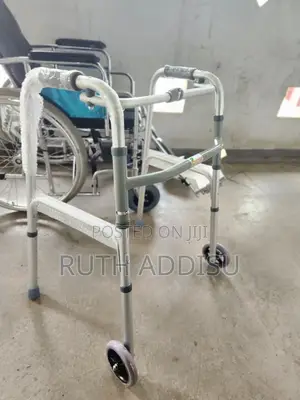 Photo - Medical Walker袴我almunium Walker盎蔽medical_walker死後almunium