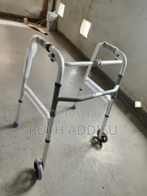 Foldable Walker With Wheel鴦了medical Walker殲我walker New