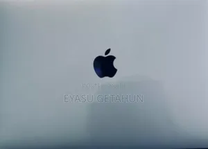 New Laptop Apple MacBook Pro 2017 8GB Intel Core I5 SSD 256GB