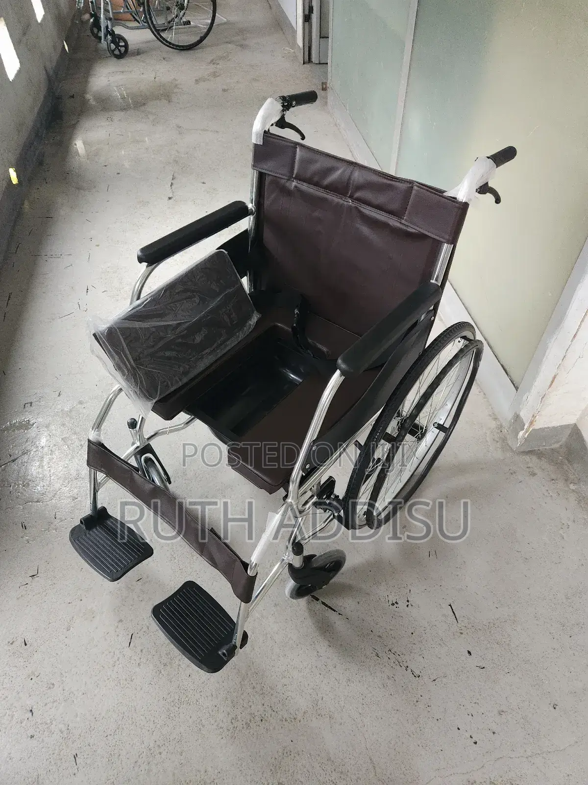 Wheelchair三人wheelchair底下wheelchair暄了wheelchair死後wheelchair