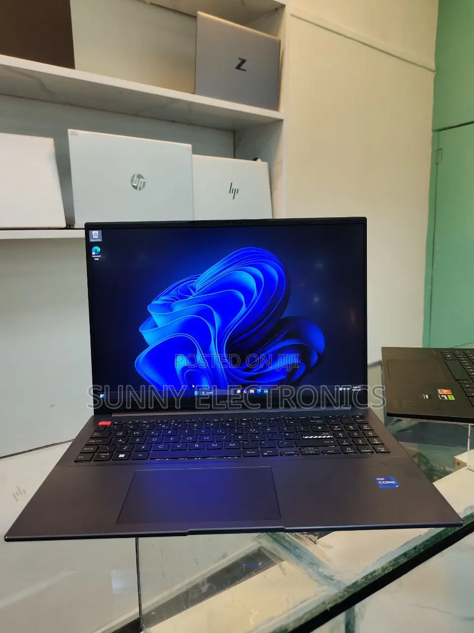 New Laptop Asus VivoBook 15 X505BA 20GB Intel Core I7 SSD 512GB