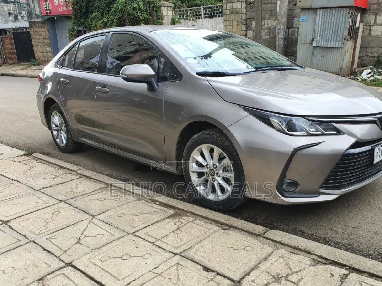 Toyota Corolla 2022 Silver