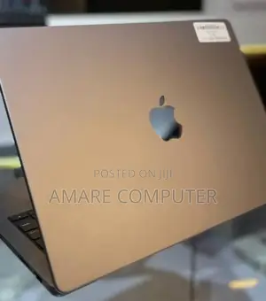 Photo - New Laptop Apple MacBook Pro M1 16GB Apple M1 Pro SSD 1T