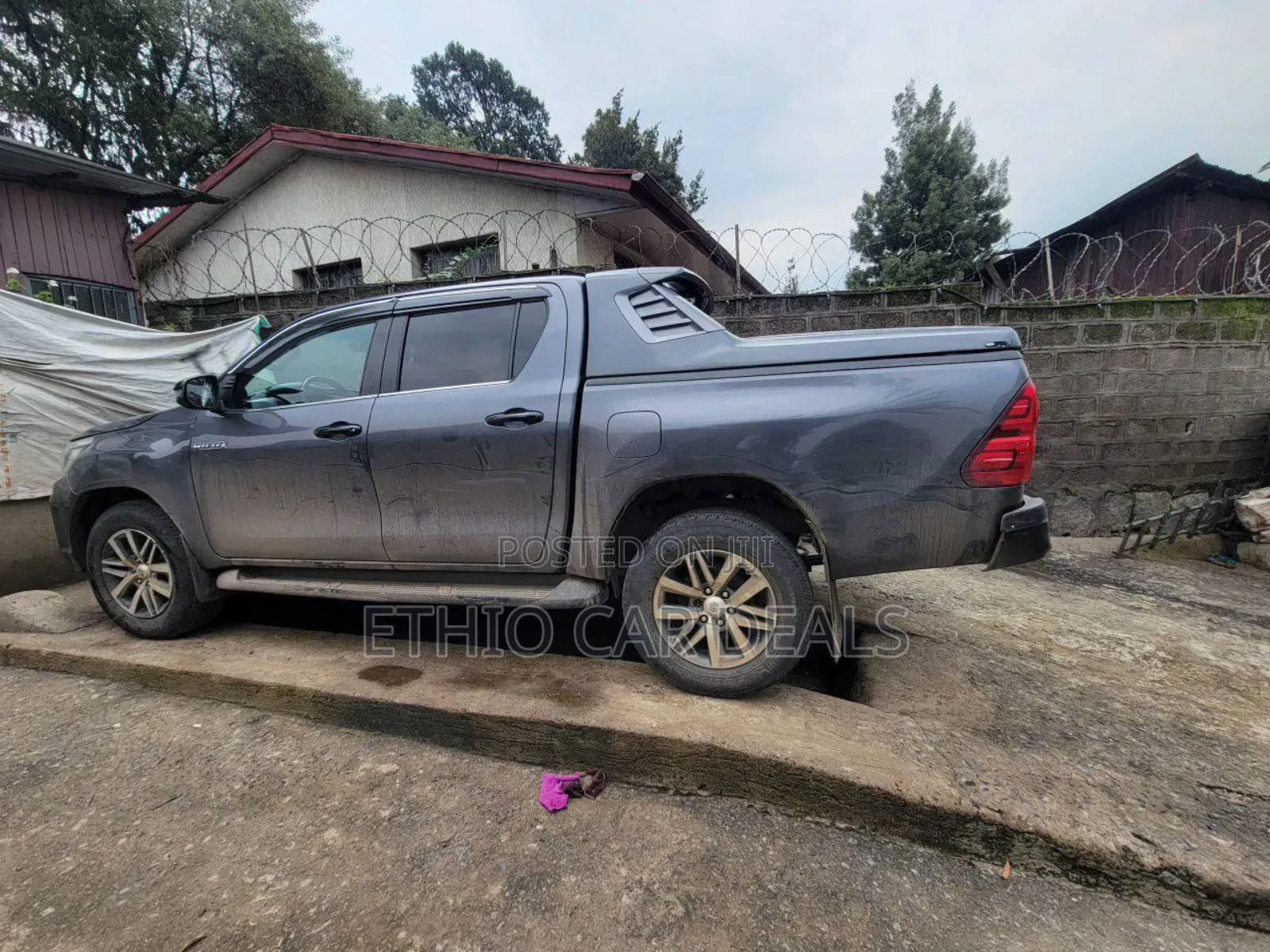 Toyota Hilux 2020 Gray