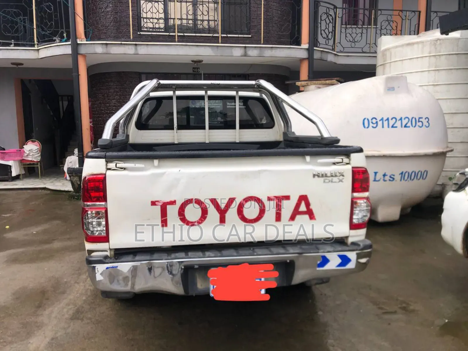 Toyota Hilux 2.5 D-4D 4X4 SRX 2012 White