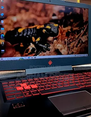 New Laptop HP 8GB Intel Core I7 SSD 1T