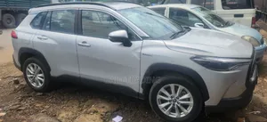 Toyota Corolla Cross Hybrid 2024 Silver