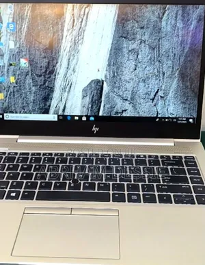 New Laptop HP 8GB AMD Ryzen 5 SSD 256GB