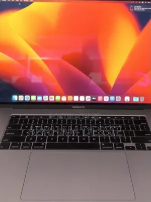New Laptop Apple MacBook Pro 2019 16GB Intel Core I9 SSD 512GB