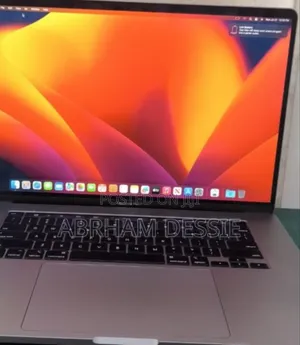 New Laptop Apple MacBook Pro 2019 16GB Intel Core I9 SSD 512GB