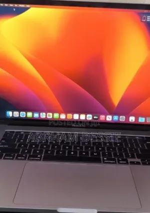New Laptop Apple MacBook Pro 2019 16GB Intel Core I9 SSD 512GB