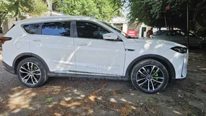 Jetour X70 Plus 1.6 7-Seater FWD 2022 White