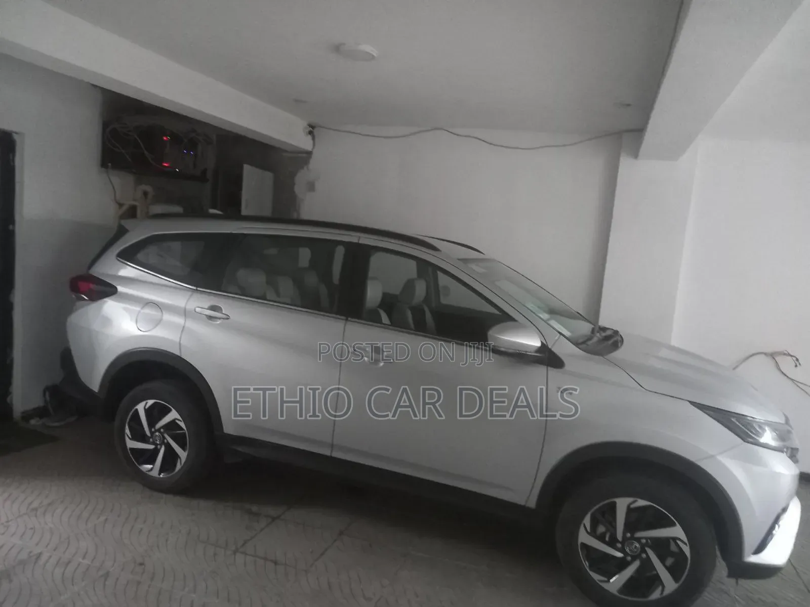 Toyota Rush 2022 Silver