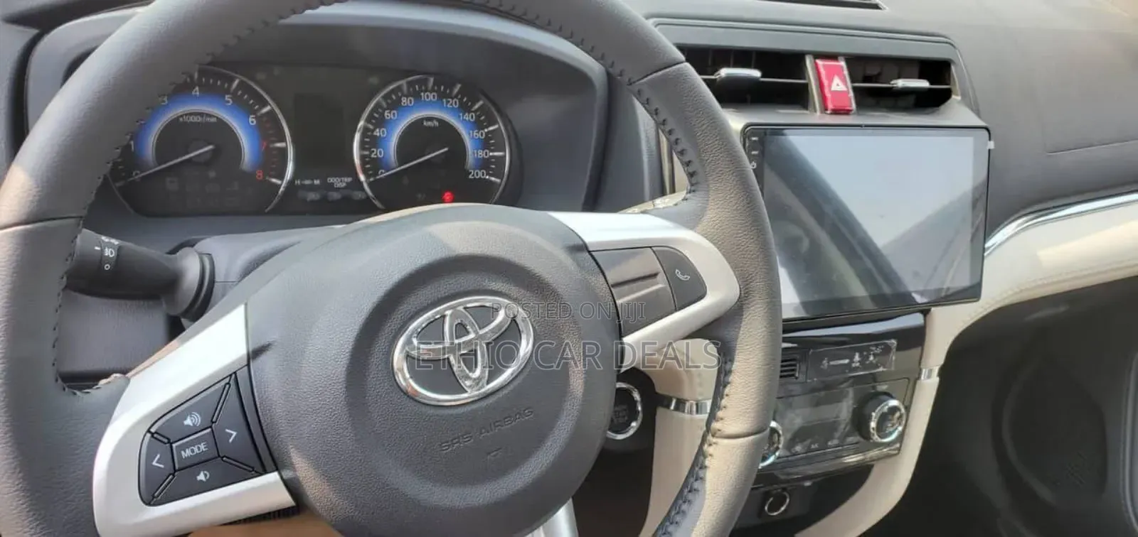 Toyota Rush 2022 Silver