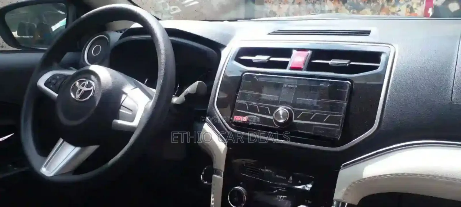 Toyota Rush 2022 Silver