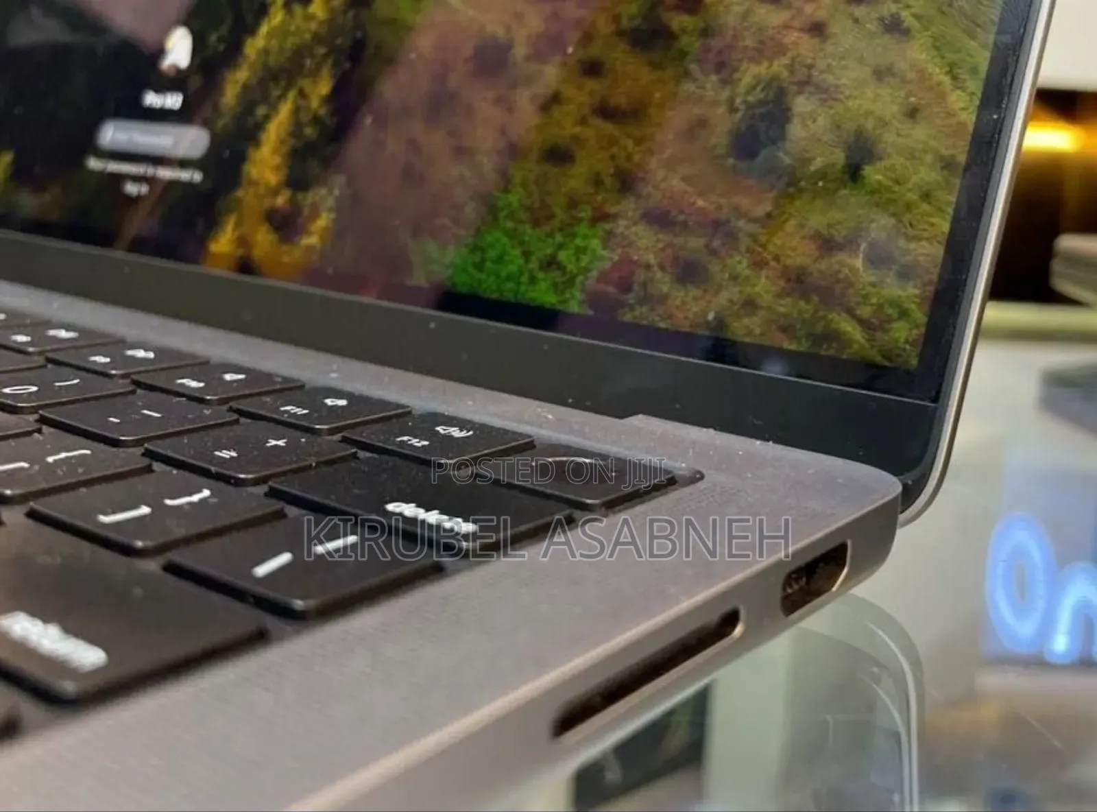 New Laptop Apple MacBook Pro M1 32GB Apple M1 Pro SSD 1T