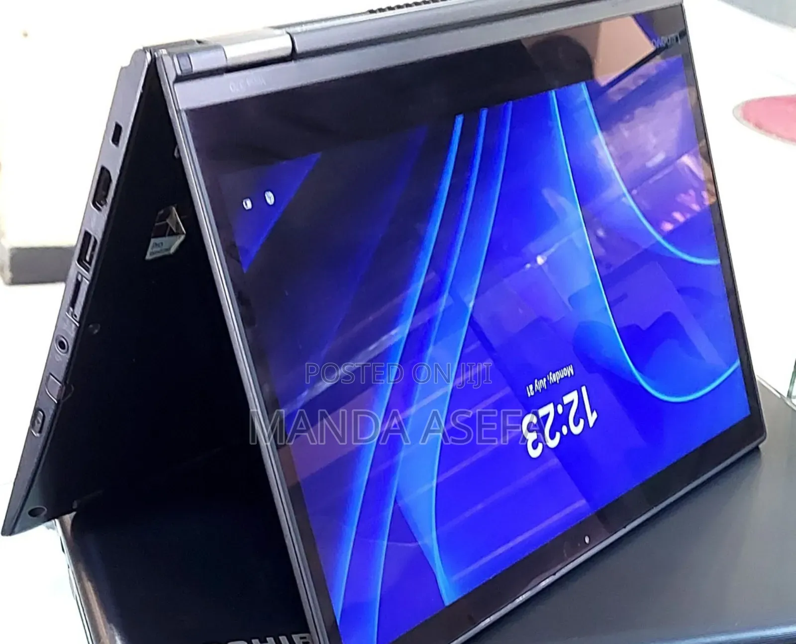 New Laptop Lenovo ThinkPad Yoga 370 16GB Intel Core I5 SSD 512GB