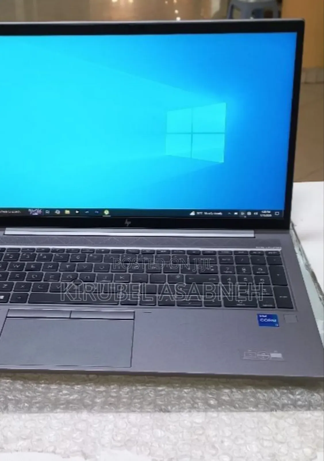 New Laptop HP ZBook Firefly G8 16GB Intel Core I7 SSD 512GB