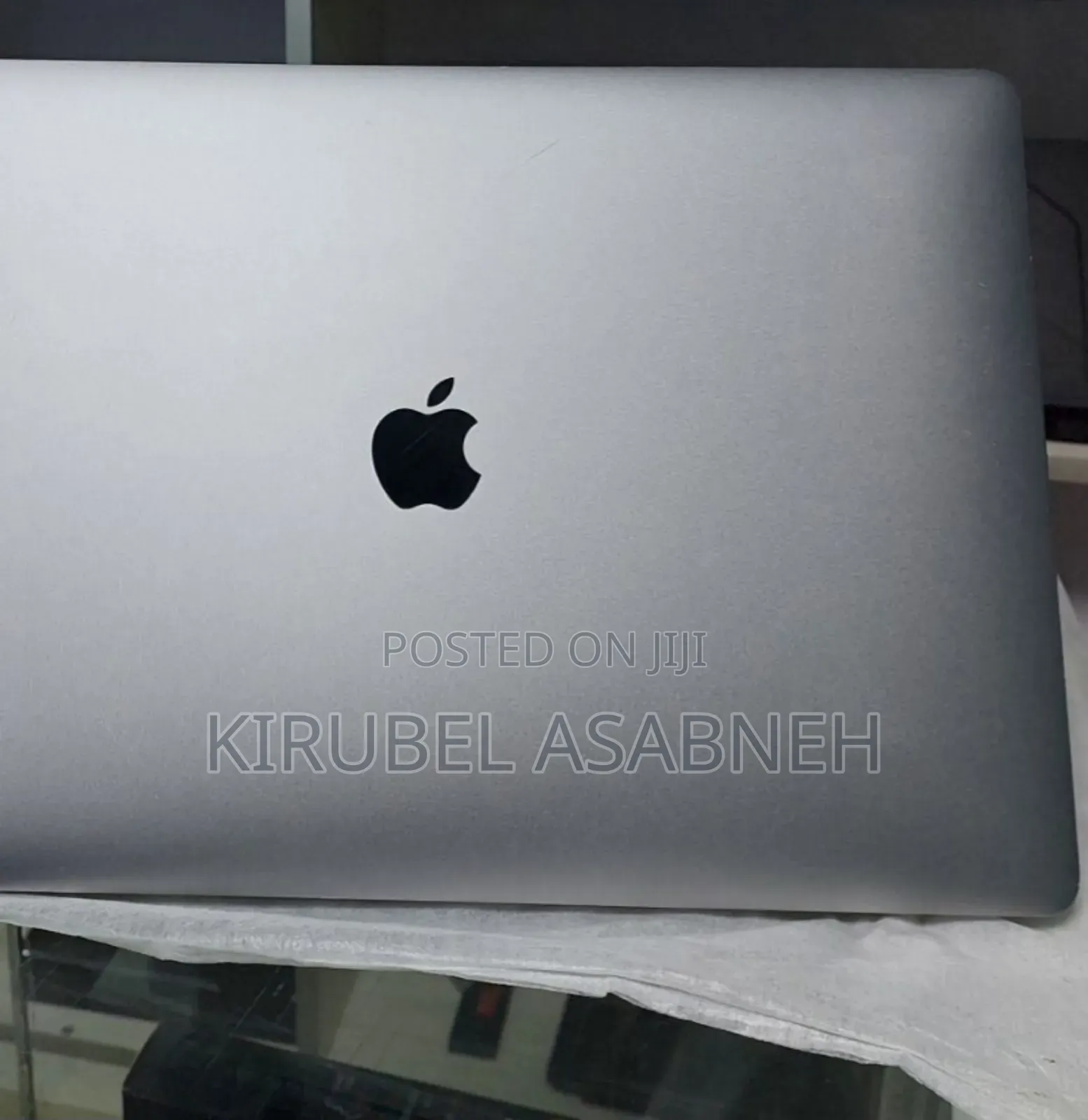 New Laptop Apple MacBook Pro 2019 16GB Intel Core I7 SSD 512GB