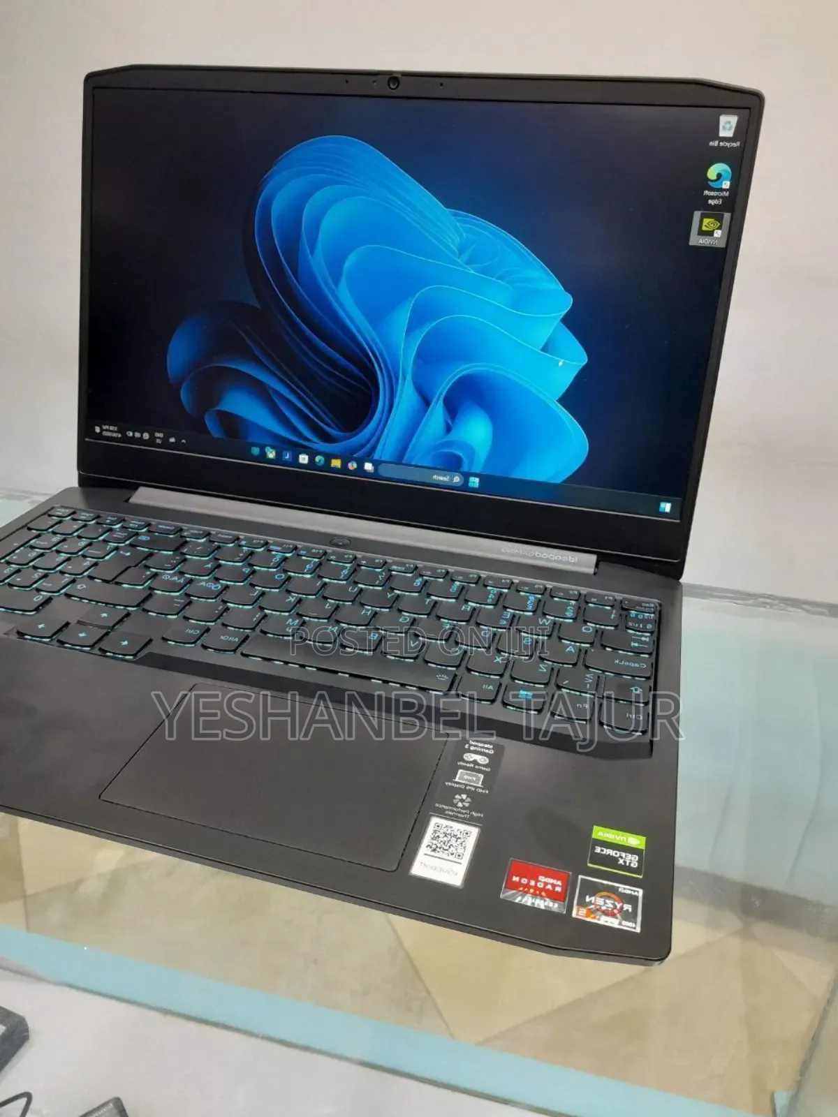 New Laptop Lenovo Ideapad 3 8GB AMD Ryzen 5 SSD 256GB