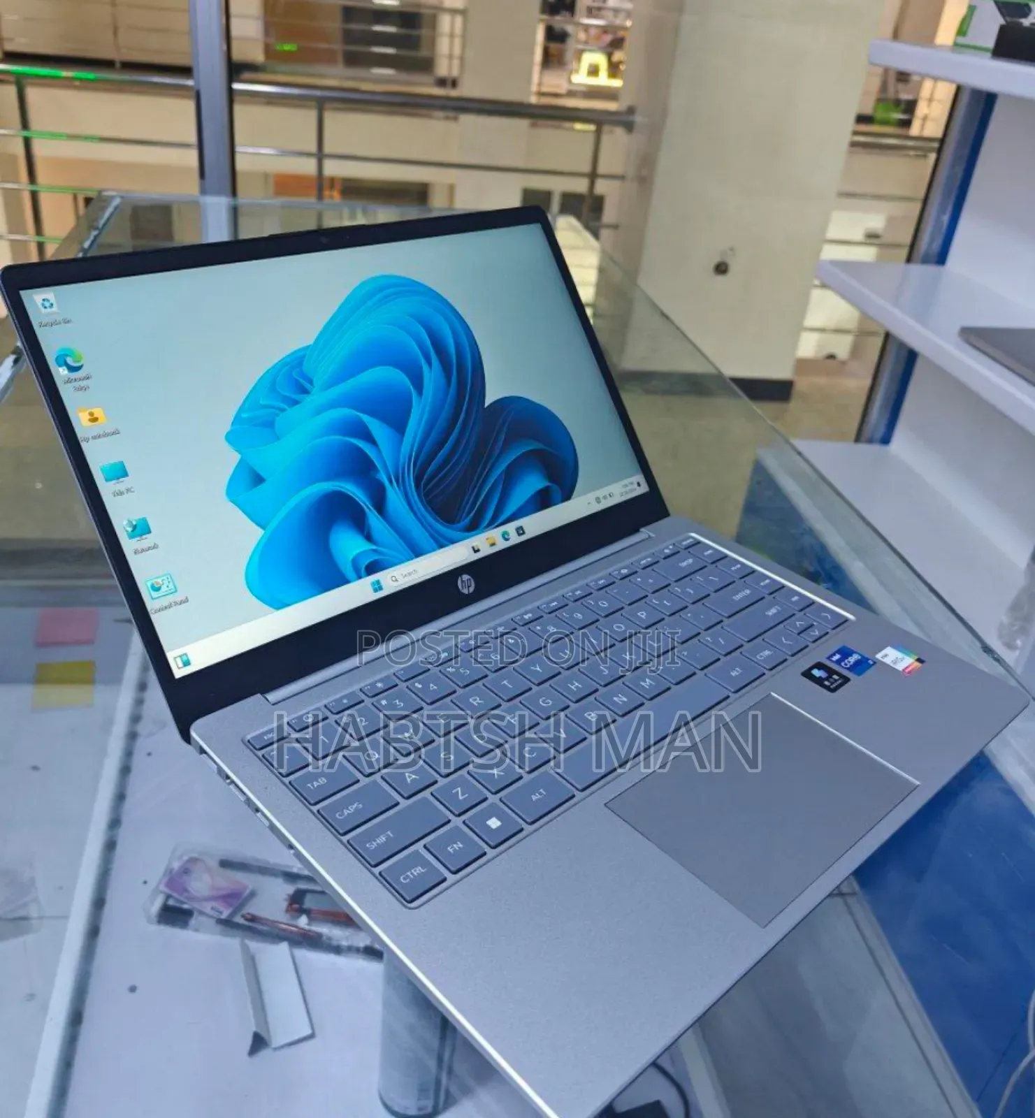 New Laptop HP Stream Notebook 16GB Intel Core I7 SSD 512GB