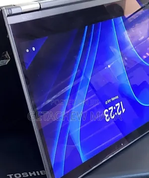 Photo - New Laptop Lenovo ThinkPad Yoga 370 16GB Intel Core I5 SSD 512GB