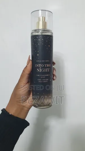 Photo - Bath and Body, Into the Night Splash
