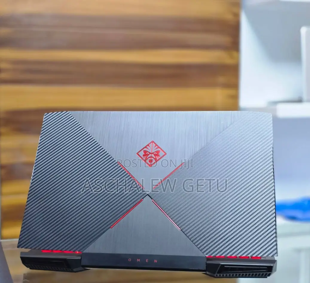 New Laptop HP Omen X 8GB Intel Core I7 HDD 1T