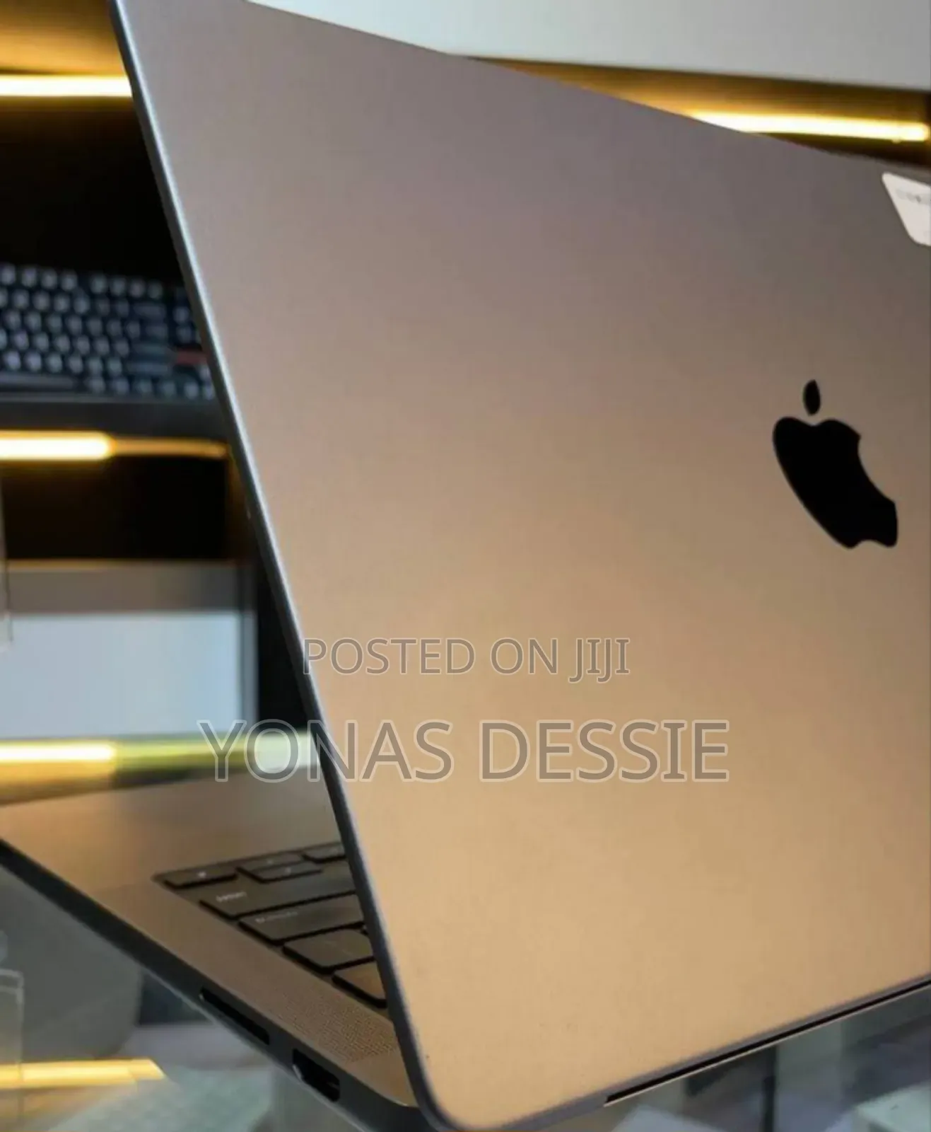 New Laptop Apple MacBook Pro M1 32GB SSD 1T