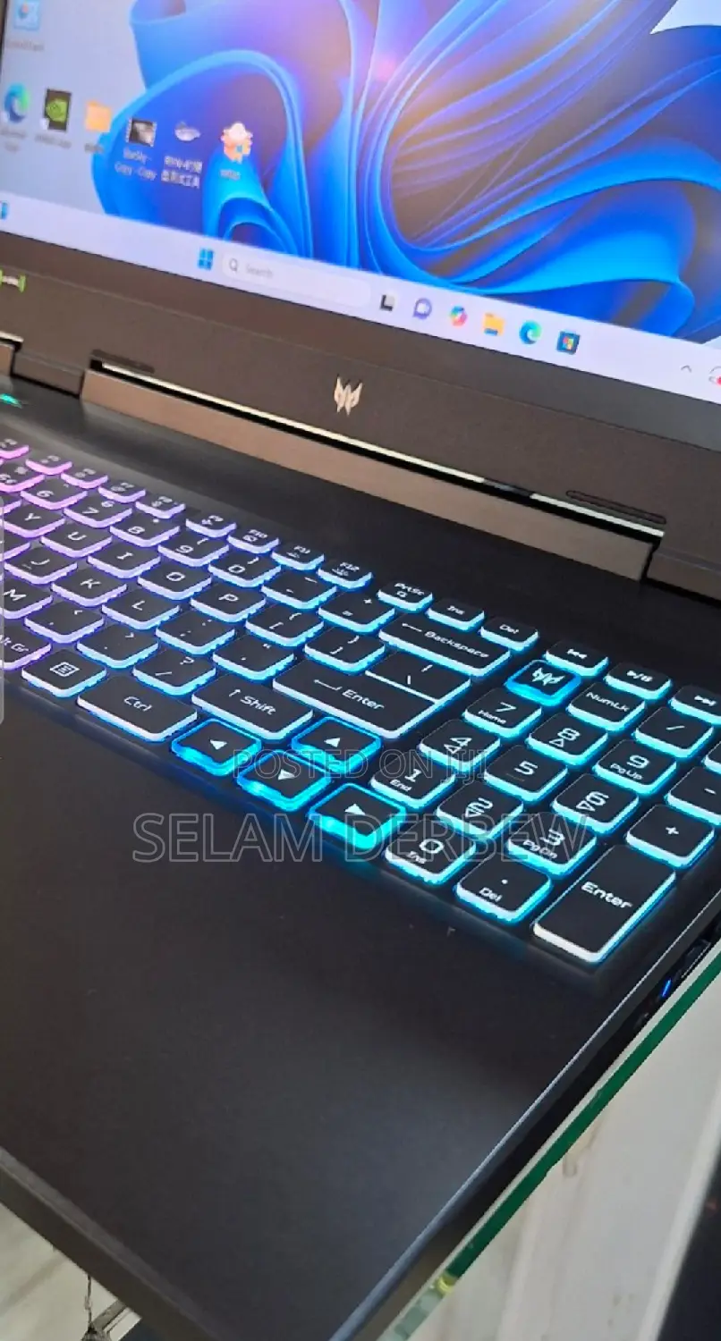 New Laptop Acer Predator Helios 300 16GB Intel Core I9 SSD 1T