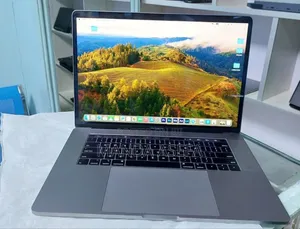 New Laptop Apple MacBook Pro 2019 16GB Intel Core I7 SSD 512GB