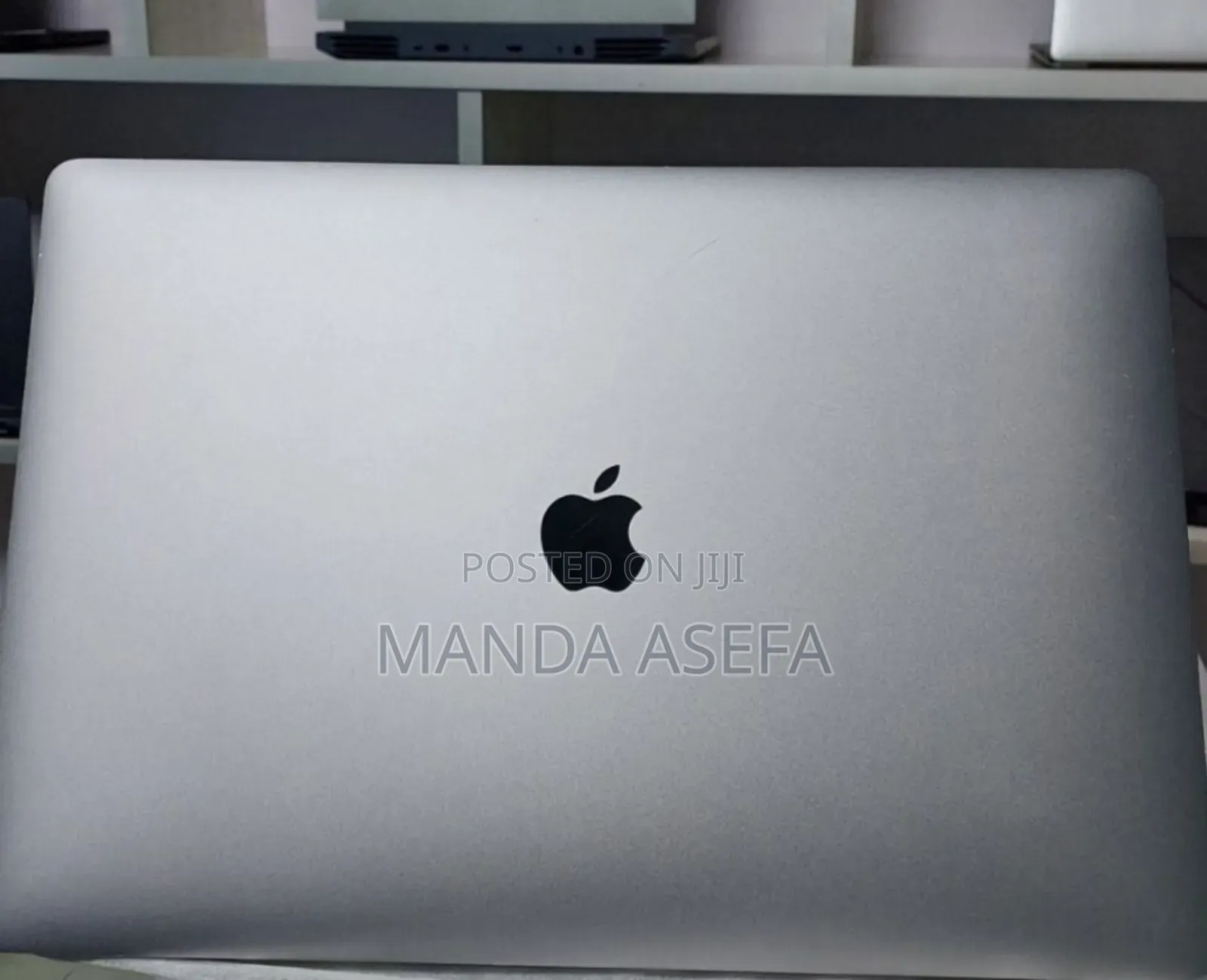 New Laptop Apple MacBook Pro 2019 16GB Intel Core I7 SSD 512GB