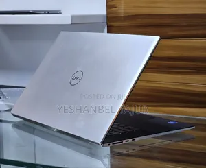 New Laptop Dell XPS 15 16GB Intel Core I7 SSD 1T