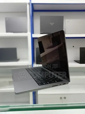 New Laptop Apple MacBook Pro 2021 M1 32GB Apple M1 Pro SSD 512GB