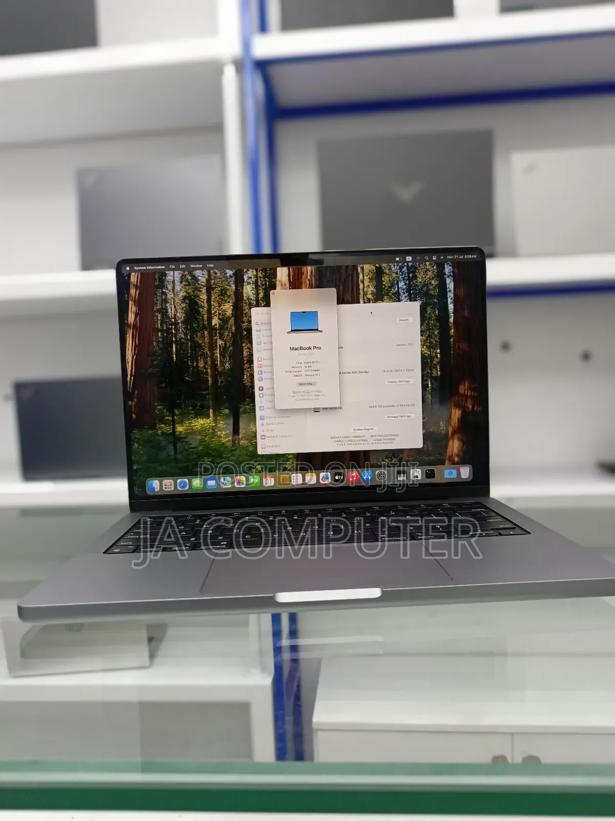 New Laptop Apple MacBook Pro 2021 M1 32GB Apple M1 Pro SSD 512GB