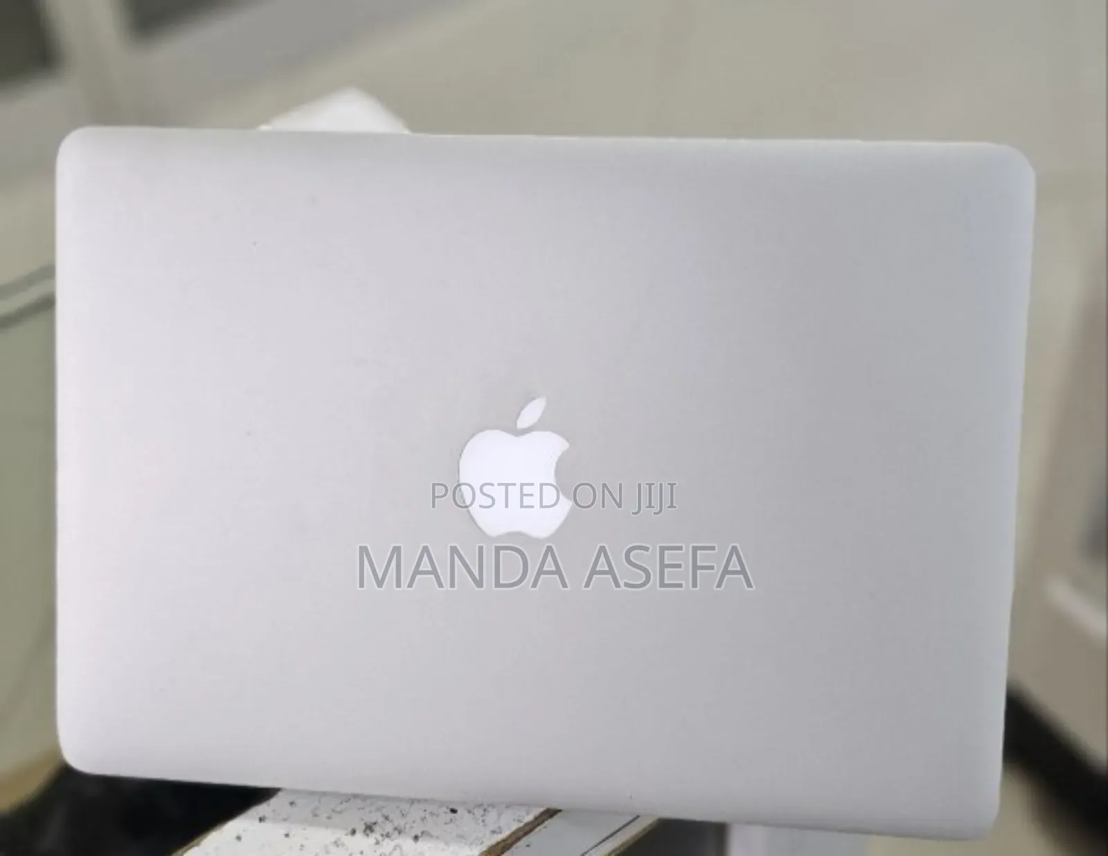 New Laptop Apple MacBook Pro 2013 8GB Intel Core I5 SSD 256GB